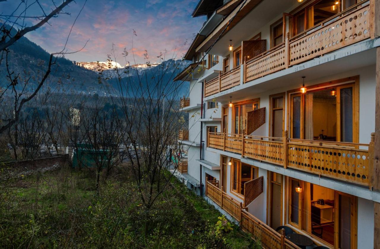 Vaibhav Regency Hotel Manāli Екстериор снимка