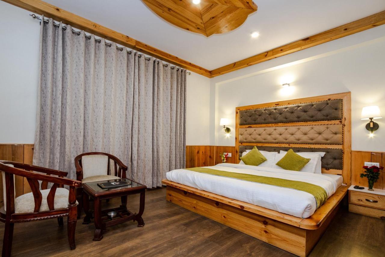 Vaibhav Regency Hotel Manāli Екстериор снимка
