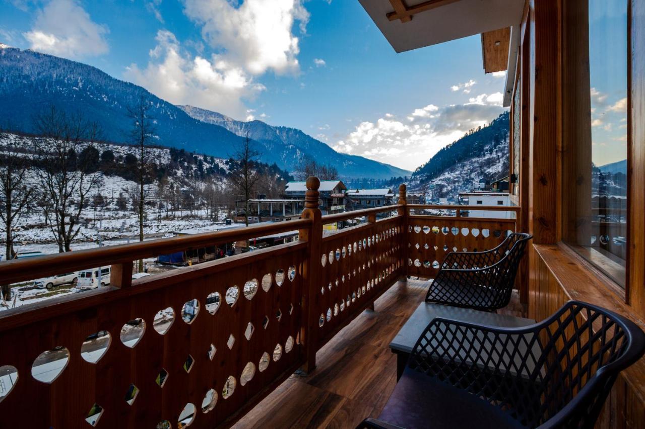 Vaibhav Regency Hotel Manāli Екстериор снимка