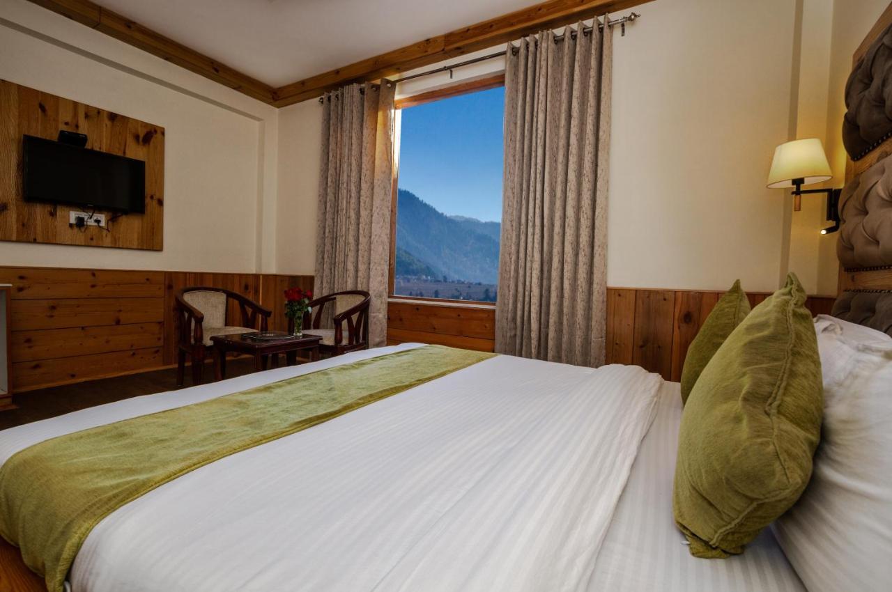 Vaibhav Regency Hotel Manāli Екстериор снимка