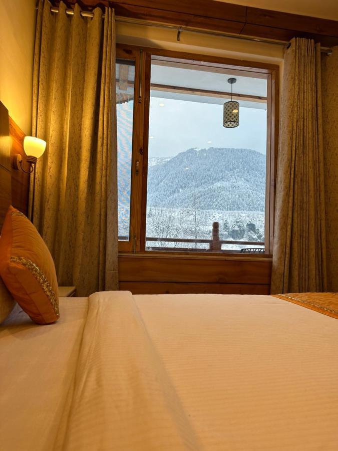 Vaibhav Regency Hotel Manāli Екстериор снимка